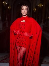 Anitta domina Paris: show e desfile no Le Défilé da L’Oréal 