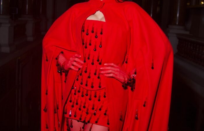 Anitta domina Paris: show e desfile no Le Défilé da L’Oréal 
