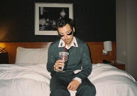 Harry Styles Lança Single "Aperture" e Anuncia Novo Álbum para 2026